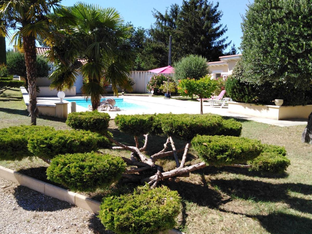 Hotel Coeuraccords, Spa & Bien-Etre Au Calme Naturiste Toute L'Annee Saint-Bardoux Exterior foto